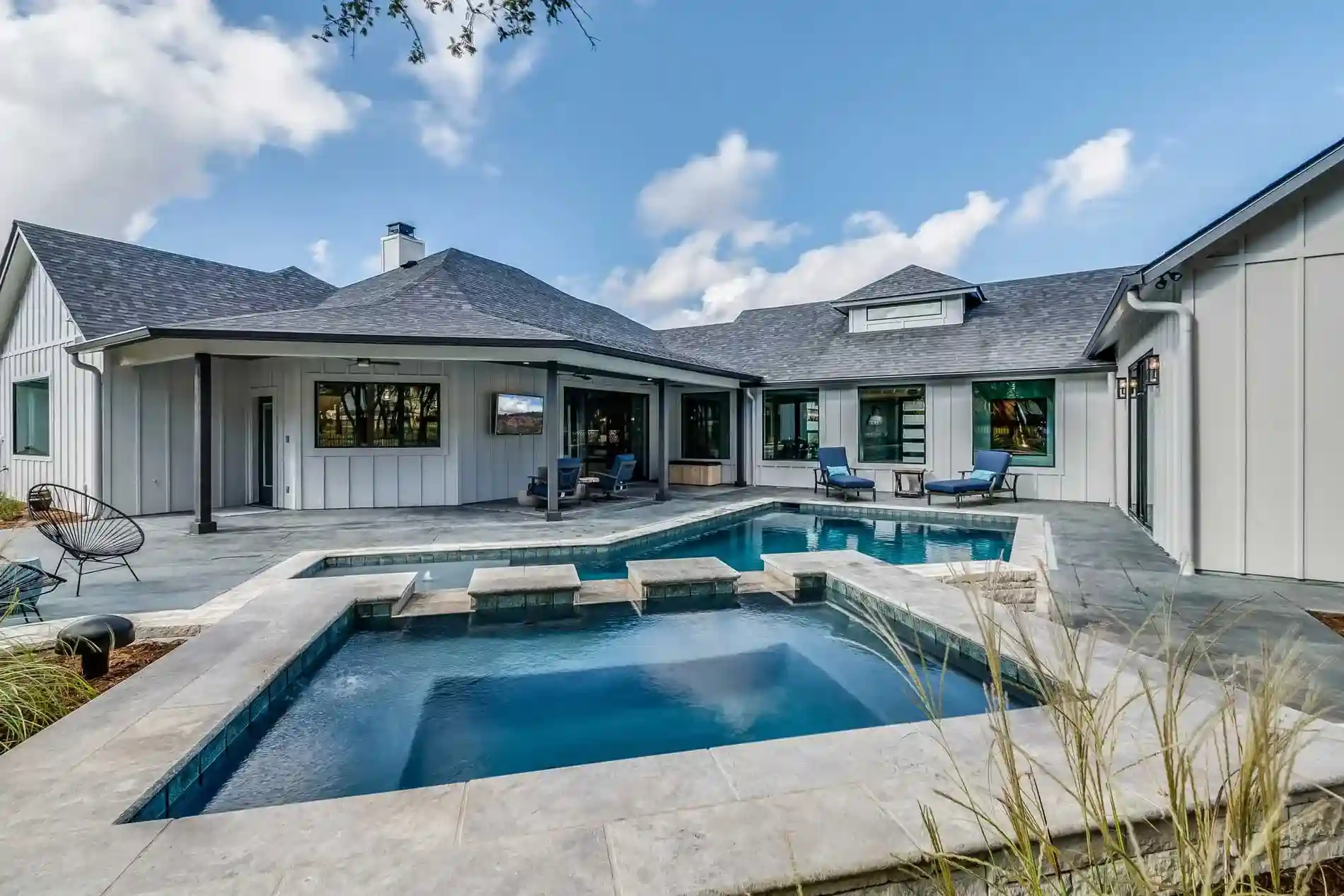 Professional Swimming Pool Service